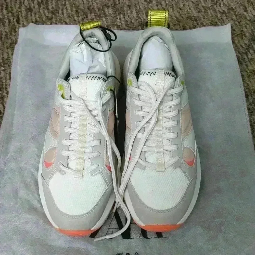 NWT Zara Size 8 Athletic Style Shoes